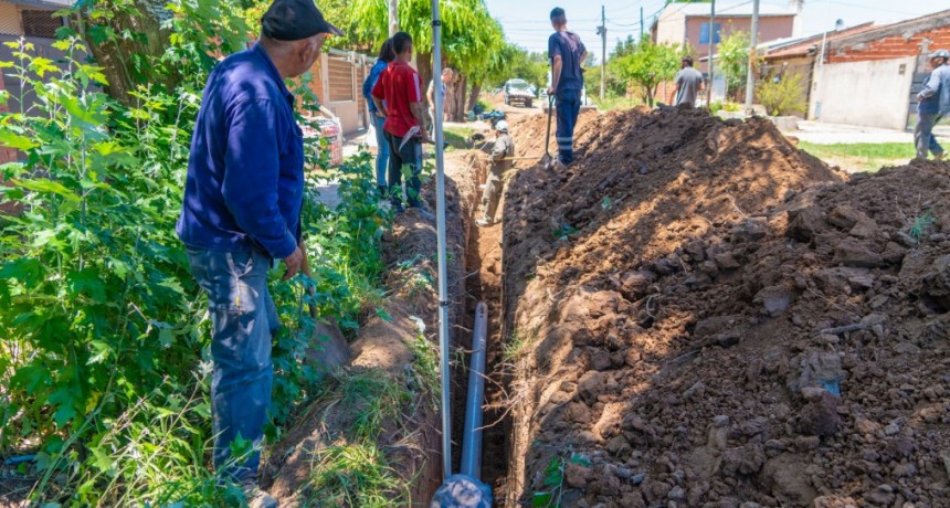 El Municipio comenzó la conexión de cloacas domiciliarias en Las Campanas 