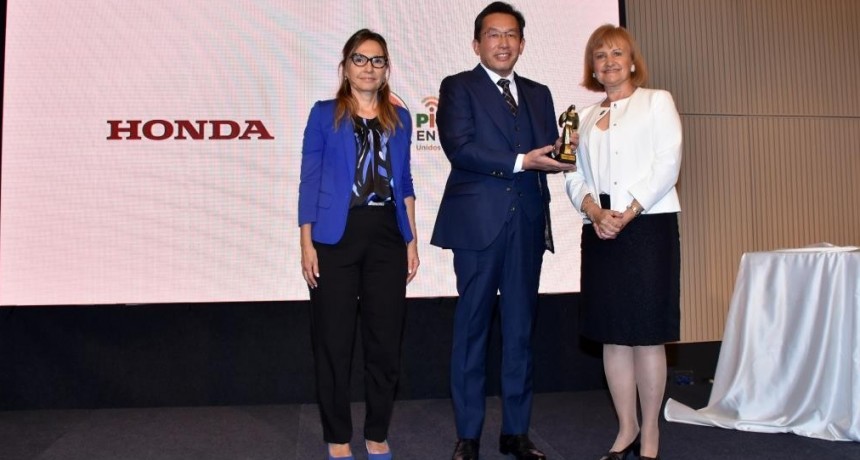 HONDA FUE DISTINGUIDA CON EL PREMIO LUCHEMOS POR LA VIDA POR SUS PROGRAMAS EDUCATIVOS “PIONEROS EN MOVIMIENTO” Y “PACTO VIAL”