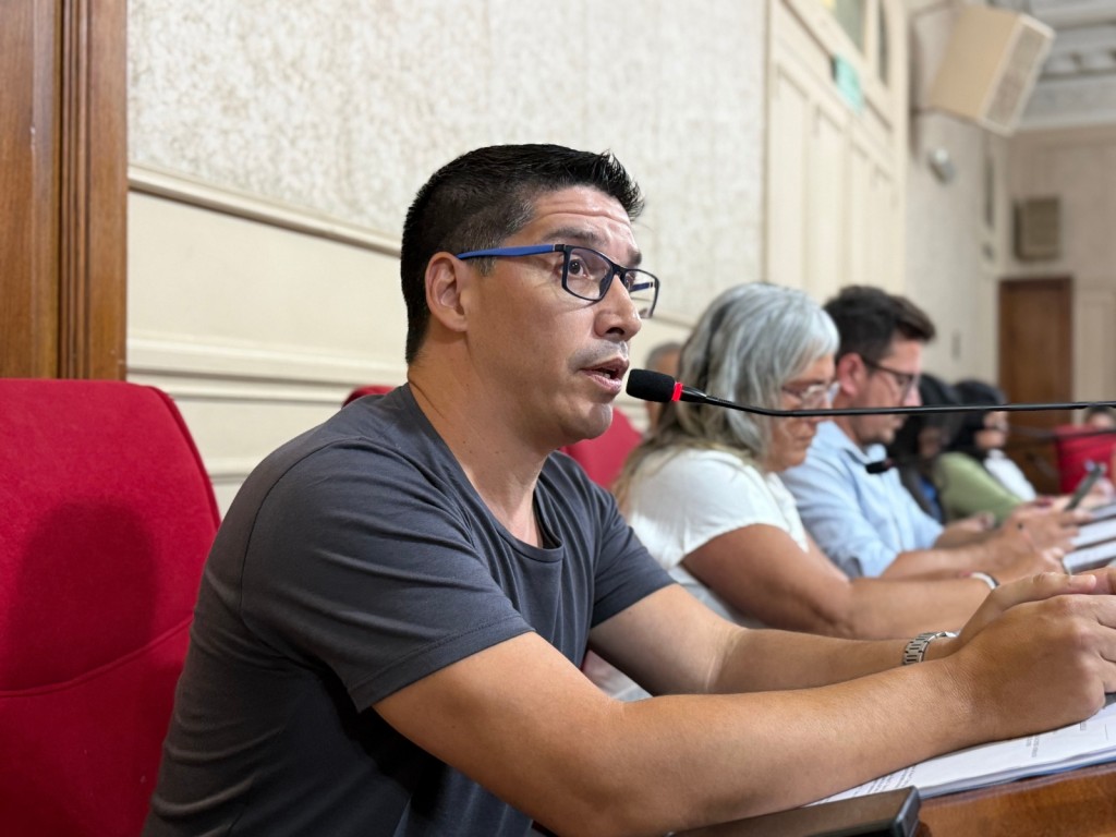 El oficialismo rechazó un proyecto para instalar cámaras del CIMoPU en la Plaza Italia