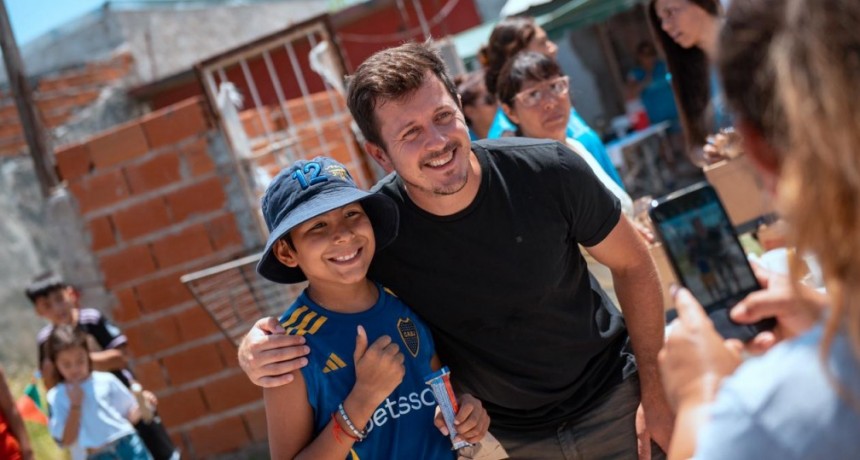 La kermés navideña de Fuerza Patria llegó a Villanueva, San Cayetano y 21 de Septiembre