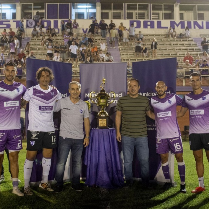 El Intendente Abella entregó la Copa Río de la Plata