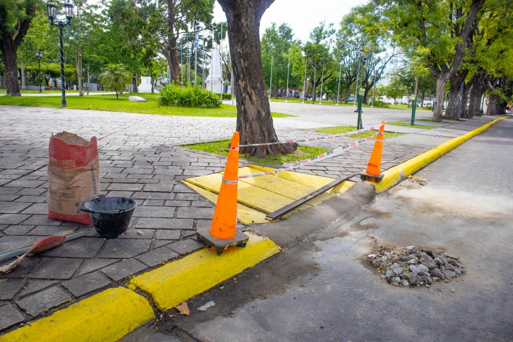 El Municipio comenzó a reparar las rampas de accesibilidad   