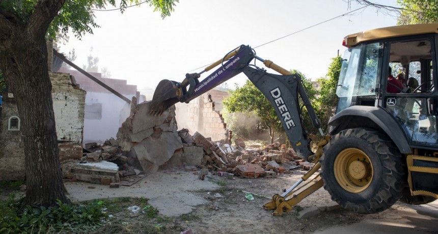 Destruyen un búnker de venta de droga en barrio Del Pino