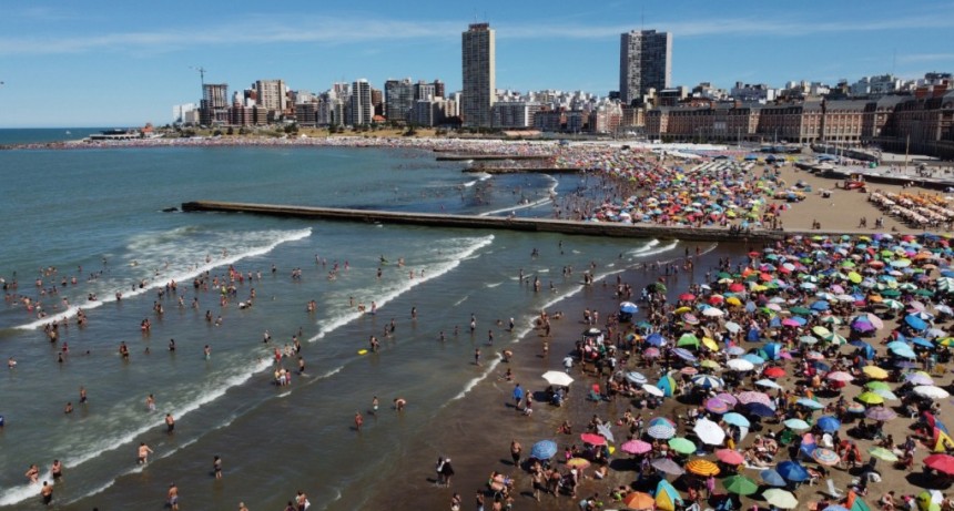 Verano 2025 : Más de 150.000 turistas llegaron a Mar del Plata durante este fin de semana
