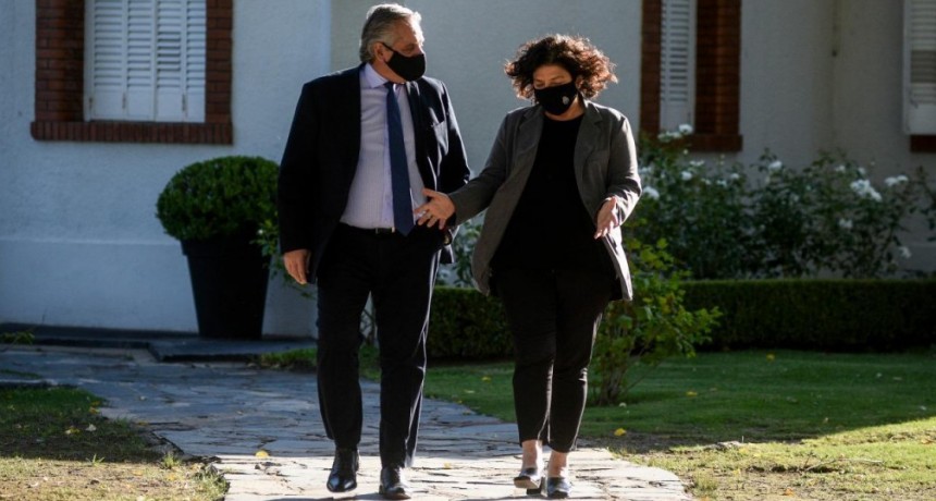 La ministra Vizzotti autoriz&oacute; con car&aacute;cter de emergencia la vacuna SARS COV-2 producida en China