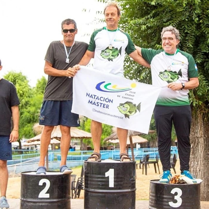 Natación: el equipo Master del Club Ciudad se destacó en la competencia de aguas abiertas