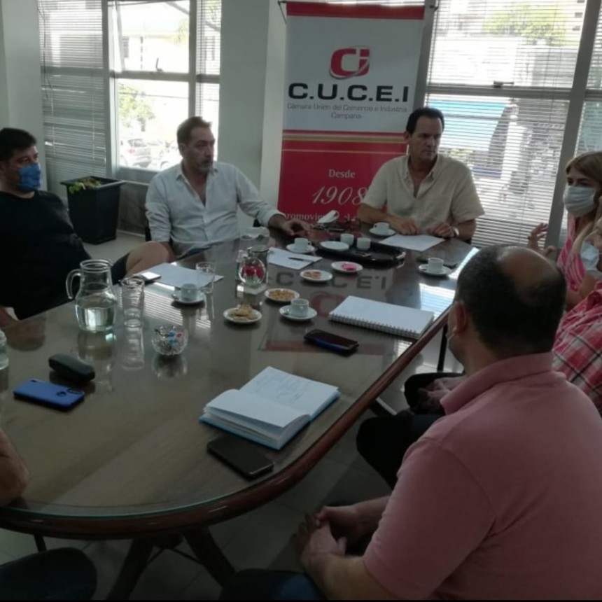 AUTORIDADES DE LA CÁMARA UNIÓN DEL COMERCIO E INDUSTRIA (CUCEI) SE REUNIERON CON LA SEC. DE INGRESOS PÚBLICOS DEL MUNICIPIO