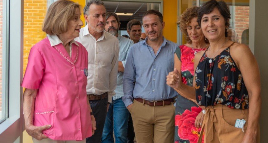 Abella ratificó que continuarán las inversiones en Salud tras la inauguración del nuevo laboratorio del Hospital