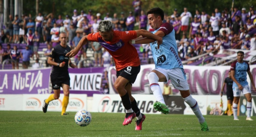 Villa Dálmine lo perdió en el final del partido