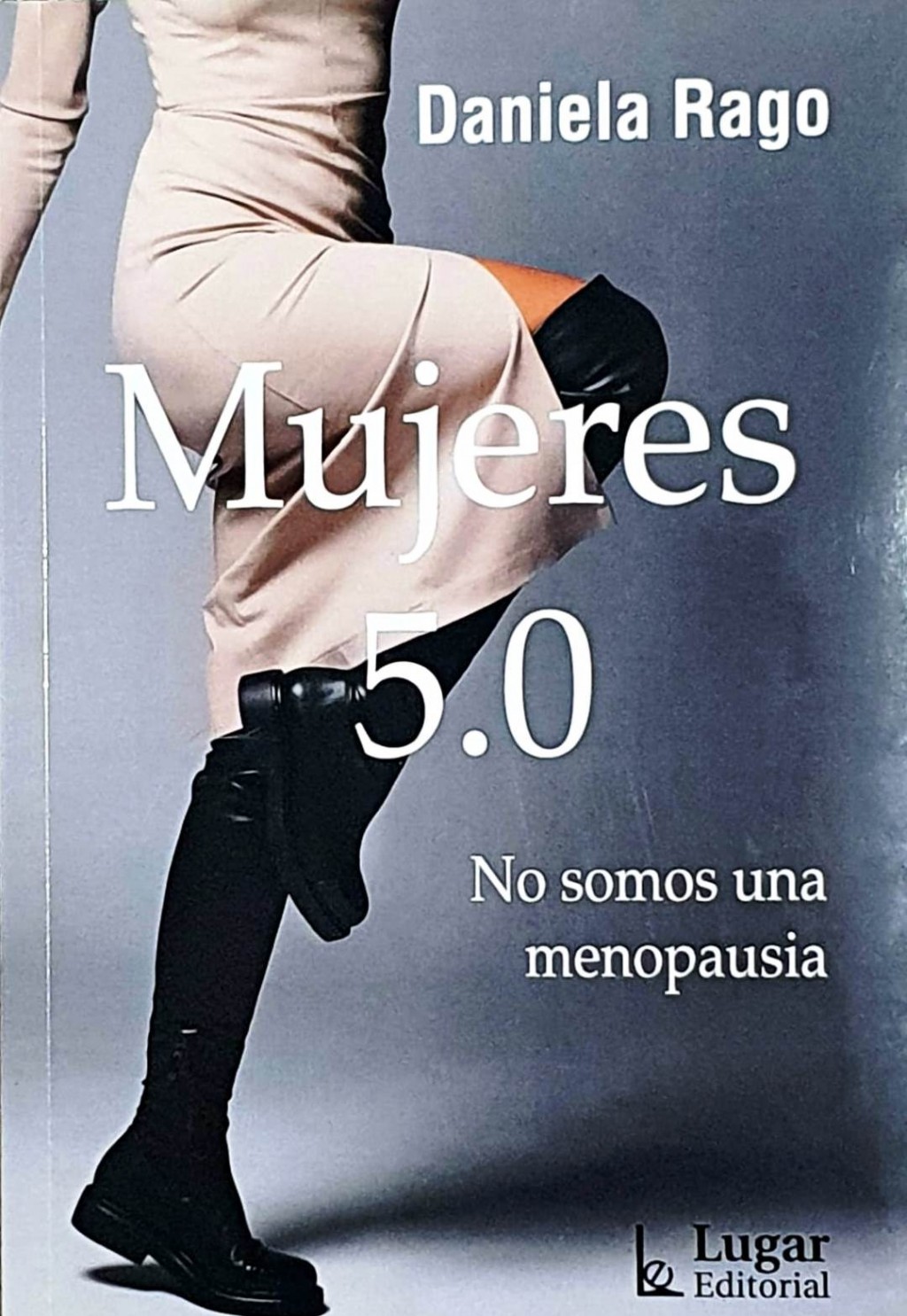 Hoy en nuestra programación especial DIA DE LA MUJER Daniela Rago presenta su libro