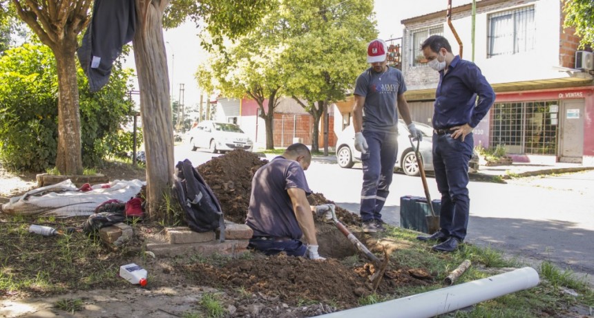 Cada vez más familias se suman al plan de regularización de conexiones cloacas del Municipio