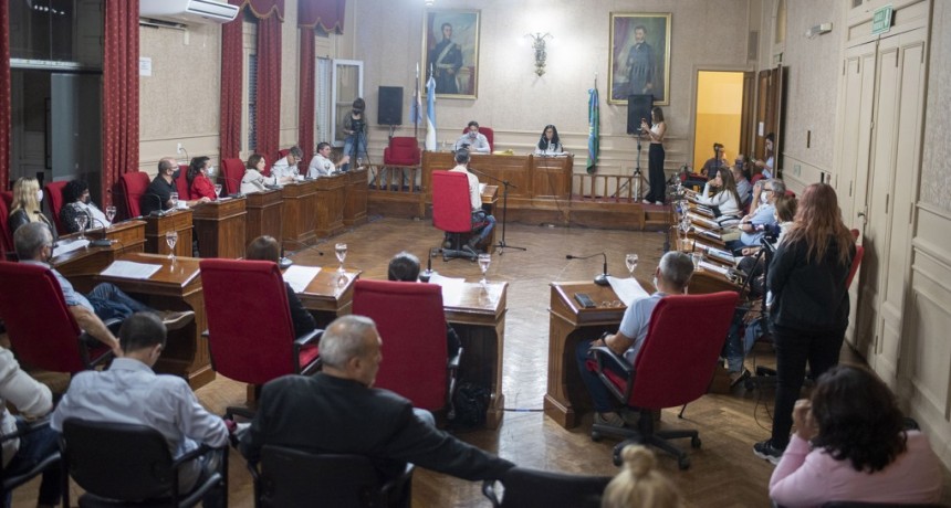El Concejo Deliberante aprobó la licencia del intendente Abella