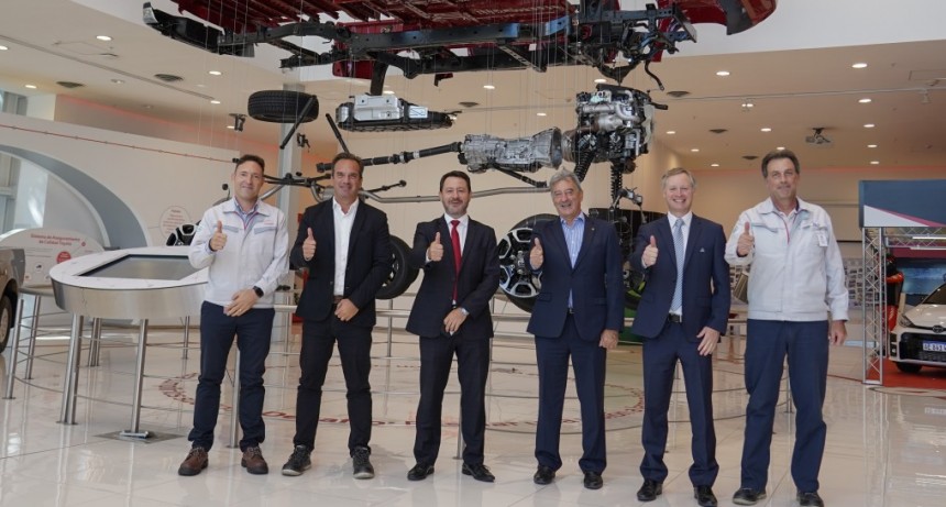 Toyota y Axalta Argentina anuncian un convenio para la producción de sus pinturas en el país