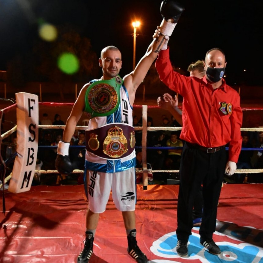 WITT ES CAMPEÓN INTERCONTINENTAL WPC Y WBL WELTER 