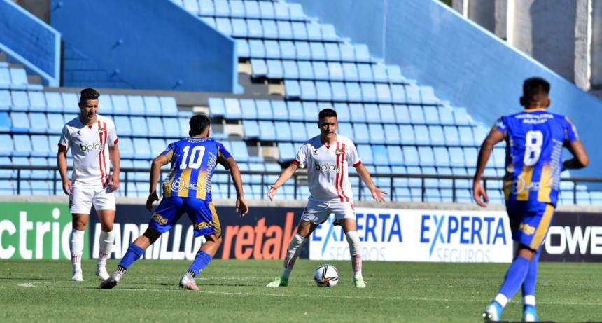 Puerto Nuevo cayó de pie ante Estudiantes de la Plata