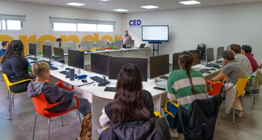 Está abierta la inscripción para los cursos y talleres del Centro Educativo Digital