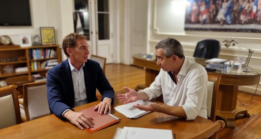 Santilli, junto a Javkin: “Lo que sucede en Rosario está empezando a pasar en muchos municipios de la Provincia”
