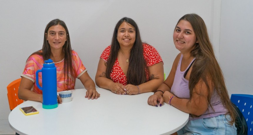 Fútbol femenino: Elisa Abella felicitó al plantel de Villa Dálmine tras su afiliación a la AFA