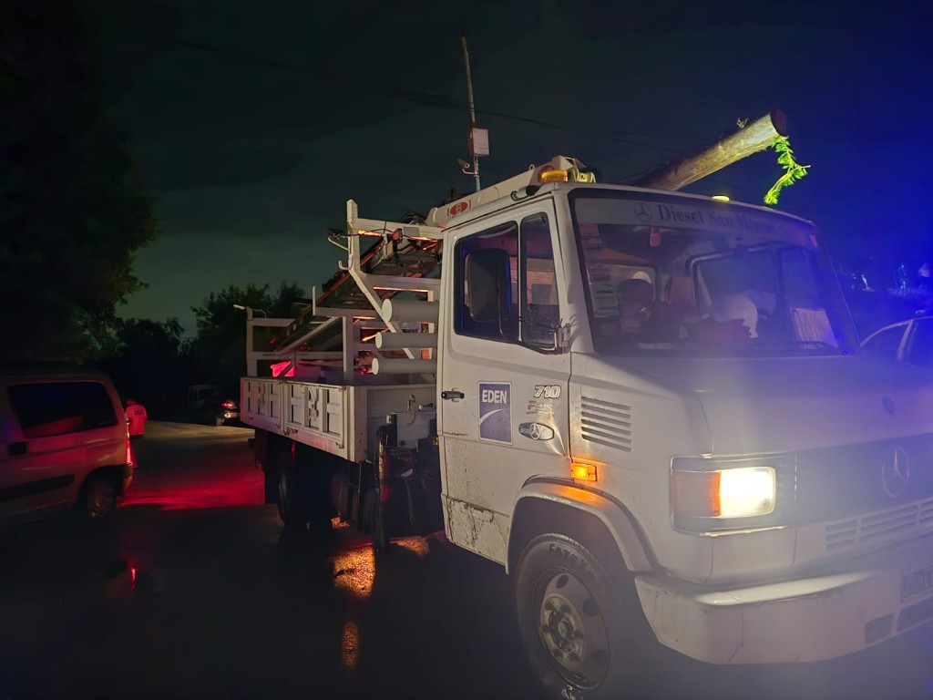 SAN NICOLÁS, CAMPANA Y ARRECIFES GOLPEADAS POR UNA NUEVA TORMENTA EXCEPCIONAL: EDEN REDOBLA SU OPERATIVO PARA RECONSTRUIR SU RED EN COLABORACIÓN CON MUNICIPIOS