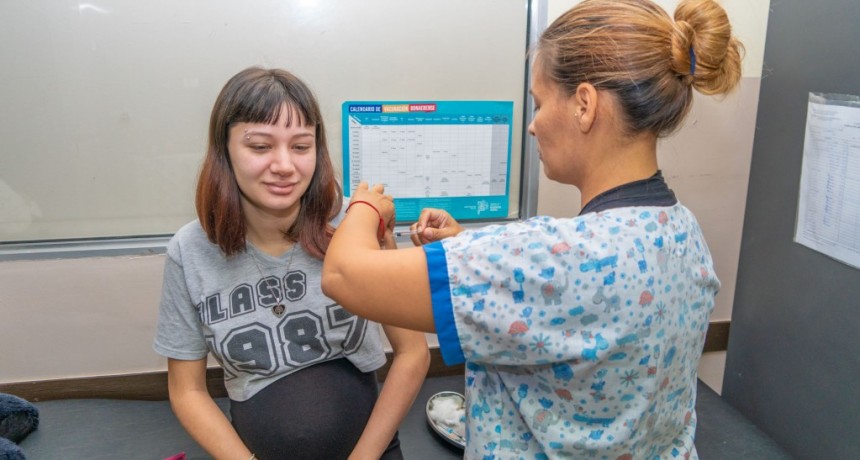 La Secretaría de Salud comenzó la campaña de vacunación contra la gripe