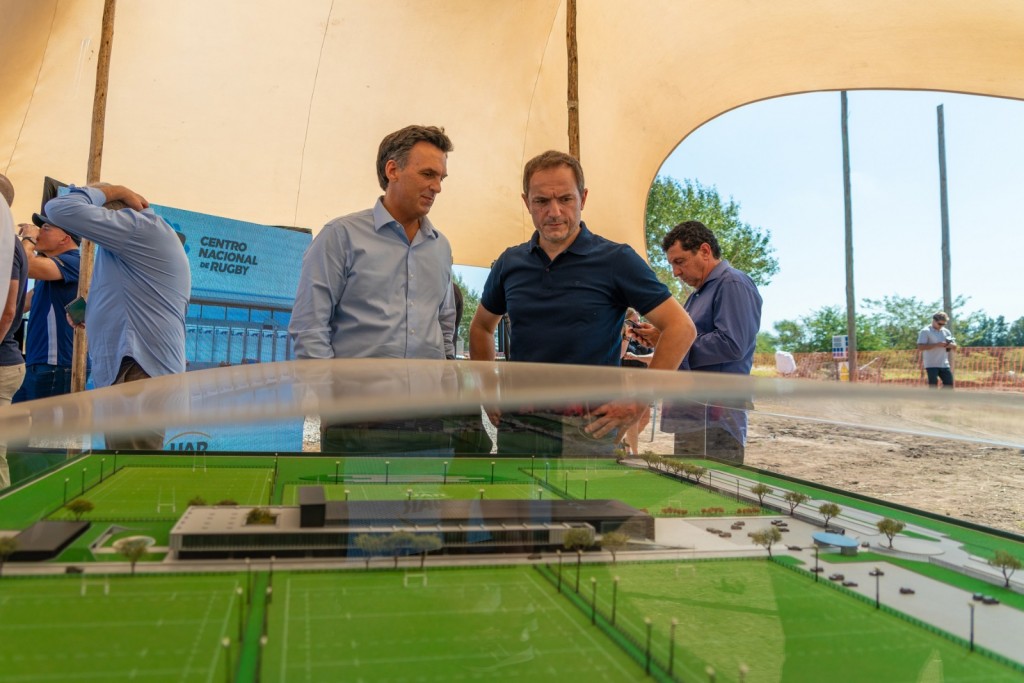 Abella participó de la presentación del Centro Nacional de Rugby que se construye en Campana