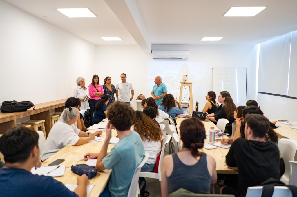 Comenzaron las clases en la Escuela Municipal de Arte
