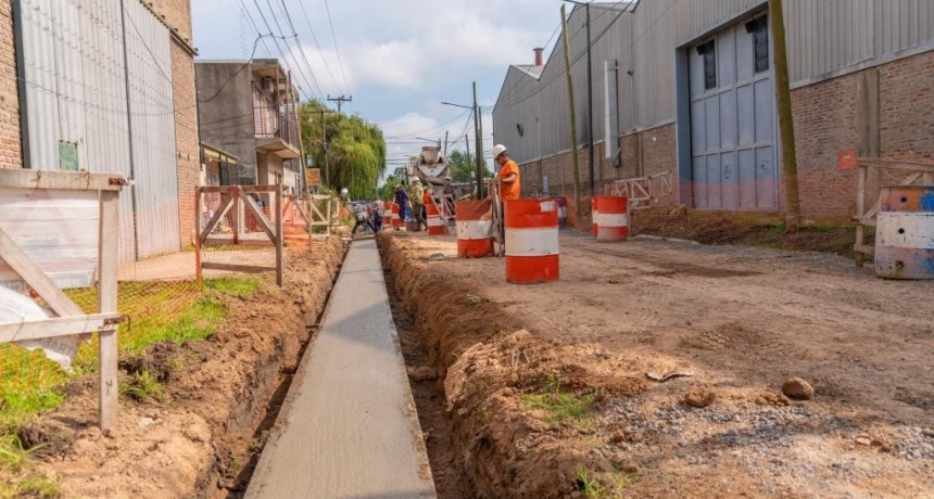 El Municipio ejecuta importantes obras de infraestructura en el barrio Romano