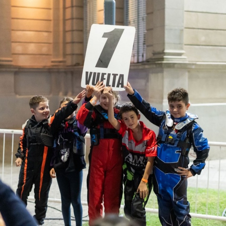 Miles de vecinos y visitantes disfrutaron de “Edu-Kart”, el primer Festival de Educación Vial de Campana
