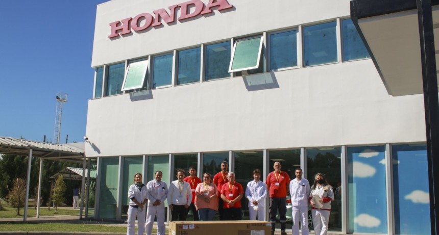 Defensa Civil recibió una importante donación de la empresa Honda   