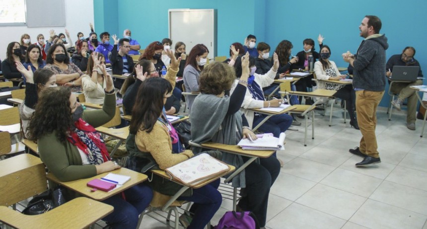 Por séptimo año consecutivo, se presentó el programa municipal Adolescencia Activa