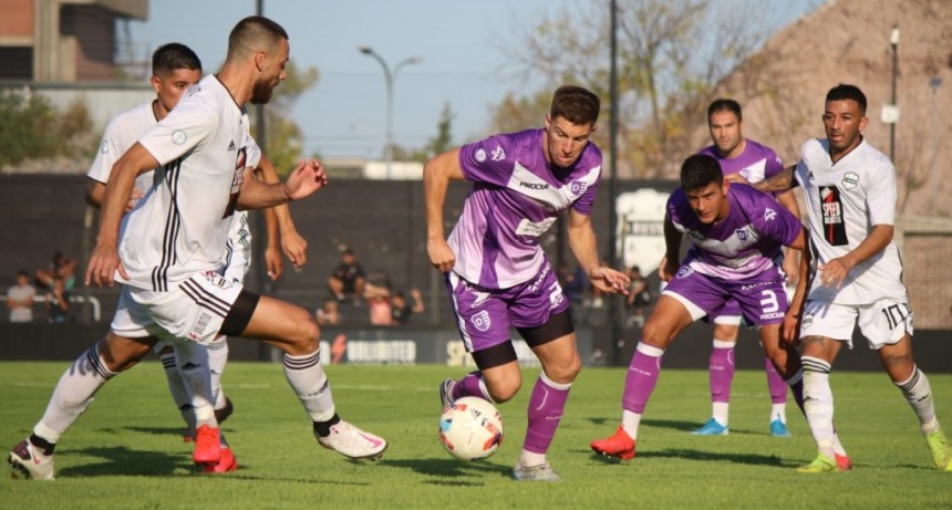 Agónico empate de Villa Dálmine en el Bajo Flores