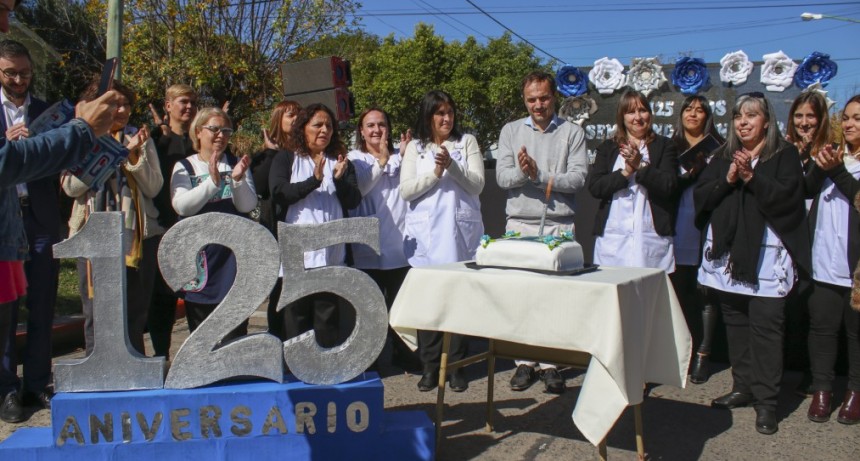 El Intendente acompañó el 125º aniversario de la Escuela Nº 8