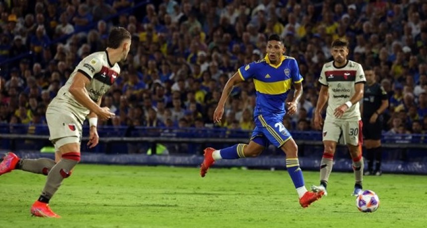 Colón de Santa Fe en la Bombonera logró llegar a buen puerto