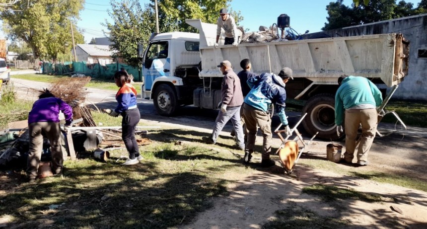 Tras la aparición de un caso de dengue, el Municipio realizó un operativo de descacharrización en Río Luján
