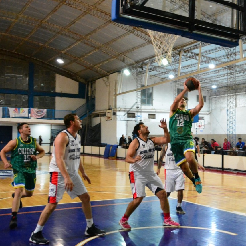 Ciudad de Campana obtuvo su primer triunfo en el Torneo Oficial de la A.B.Z.C