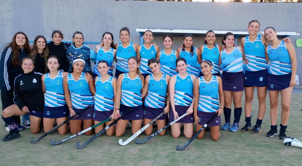 Hockey femenino : EMPATE DE LOCAL 