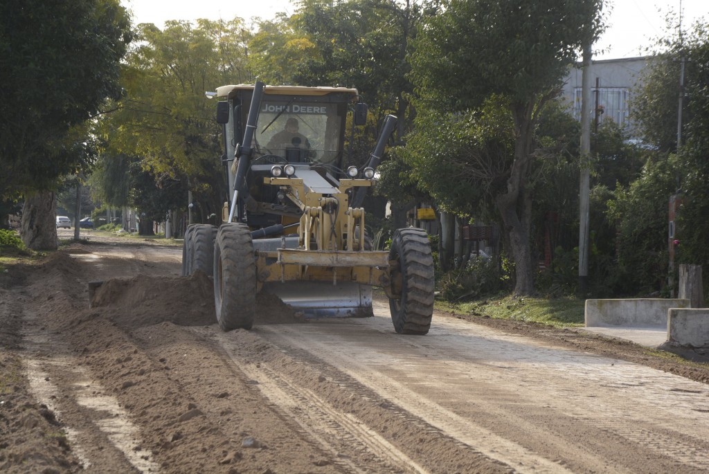 Continúan las tareas de mejoras en San Jacinto   