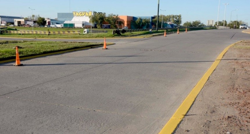 Los trabajos de demarcación vial continúan en la zona del Arco
