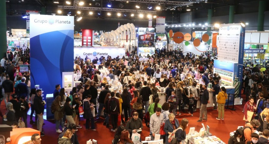 La Noche de la Feria del Libro volvió con todo
