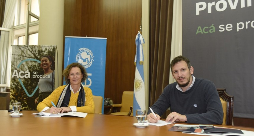 Acción solidaria : BANCO PROVINCIA Y UNICEF ACUERDAN UNA CAMPAÑA PARA COLABORAR CON LAS INFANCIAS
