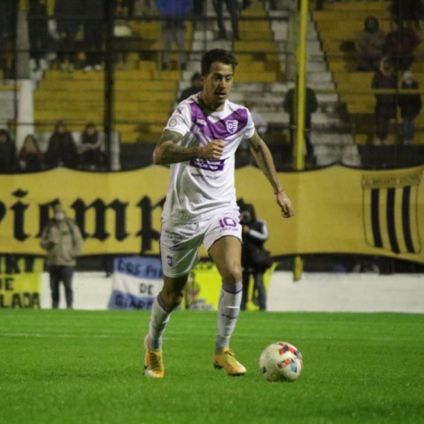  Agónico empate de Villa Dálmine en el estadio Fragata Sarmiento