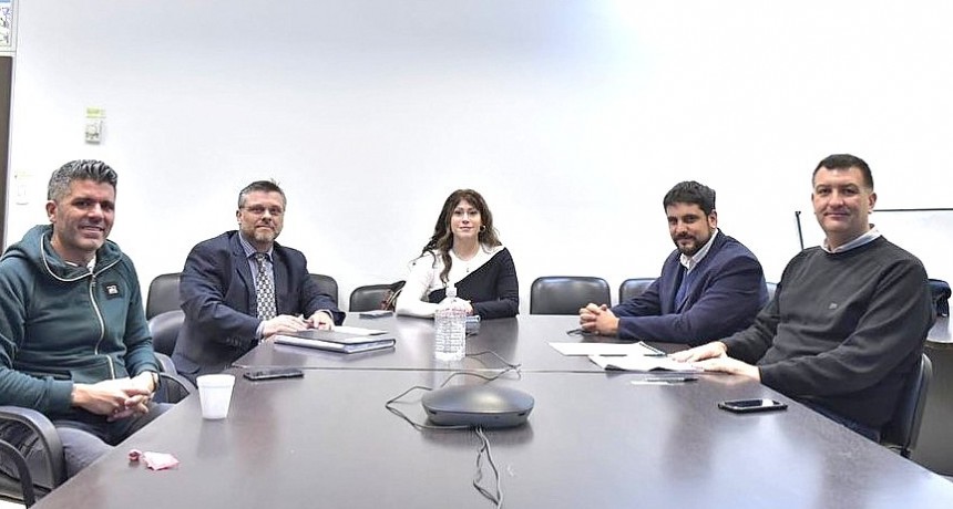 ALONSO CONSTITUYÓ LA COMISIÓN DE TRABAJO