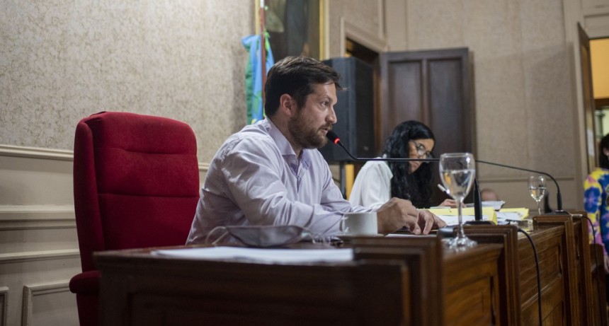 Brutti invitó a los vecinos a utilizar la Banca Abierta del HCD para presentar sus proyectos