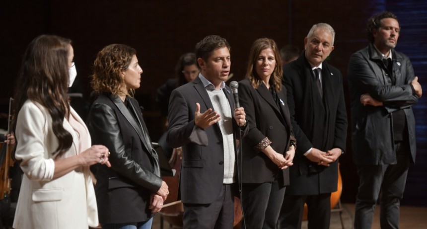 LA PLATA : Kicillof encabezó las celebraciones por el 212° aniversario de la Revolución de Mayo 