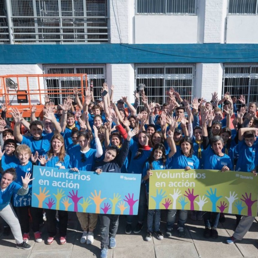 En el regreso del Voluntariado de Tenaris, más de 250 personas transformaron la Escuela Primaria Nº10 de Campana