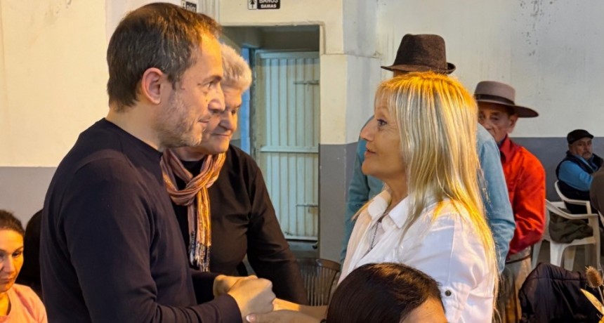 Abella acompañó un nuevo aniversario de la sociedad de fomento de Otamendi