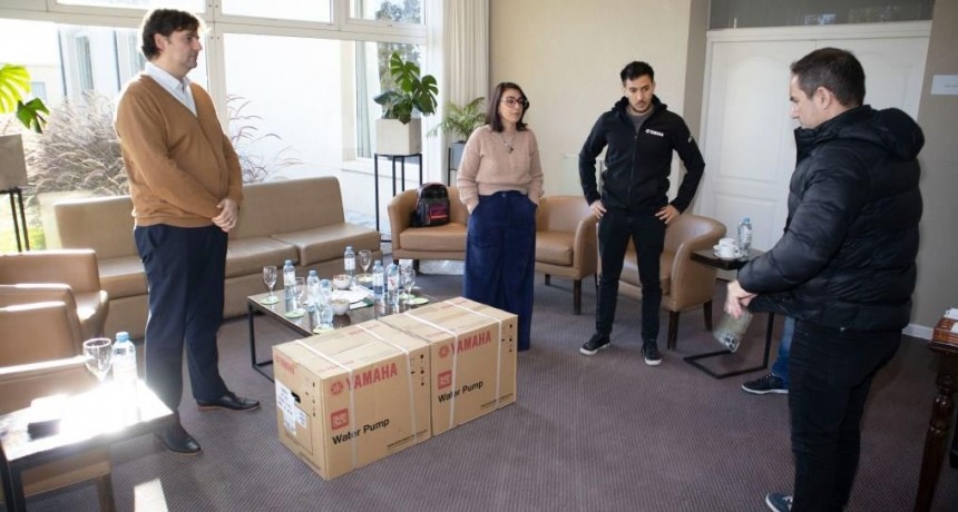 El Municipio recibió de Yamaha la donación de dos motobombas extractoras de agua 