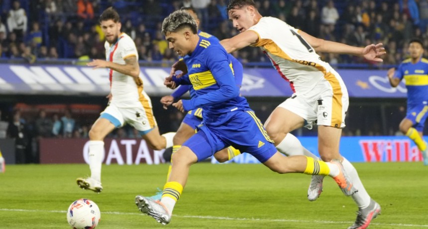 Un tiempo le alcanzó a Boca Juniors para ganar el partido