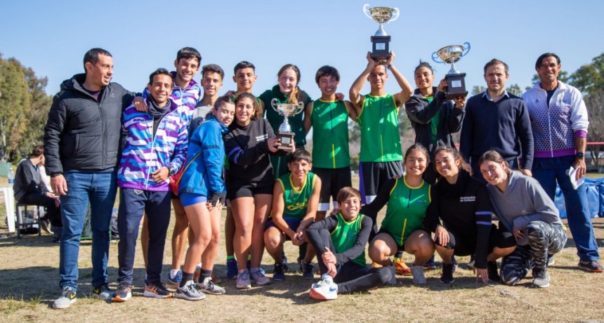 Abella felicitó al equipo de atletismo del CCC que se coronó campeón nacional de clubes