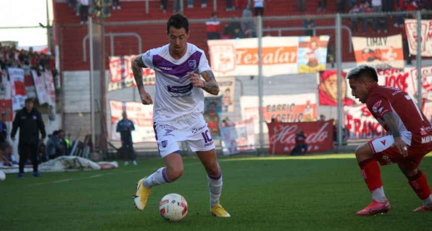 En otra floja actuación Villa Dálmine perdió con Deportivo Morón 1 a 0